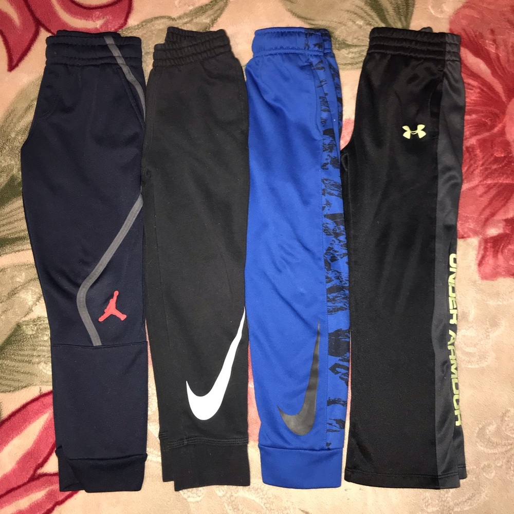 (SOLD) Joggers size 6